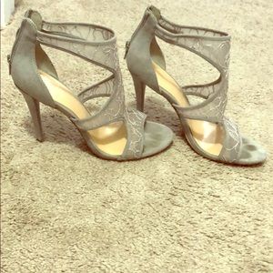 Beau real lace heels